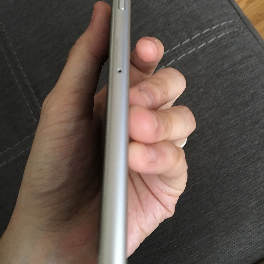 iPhone 6s - Picture 4 of 8